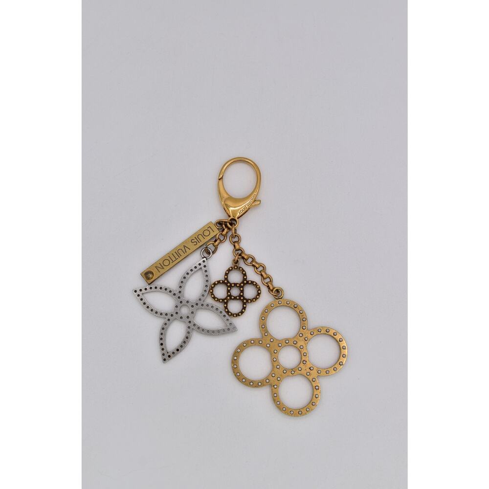 Louis Vuitton Bijoux Sac De Fleur D'epi Bag Charm Monogram Keychain Authenic